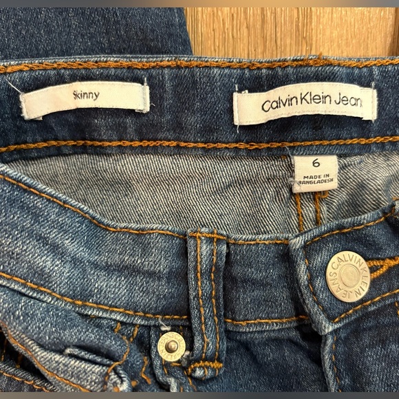 CALVIN KLEIN • Boys' Skinny Jeans • Size 6 • Excellent Condition / Worn Once - Picture 4 of 5